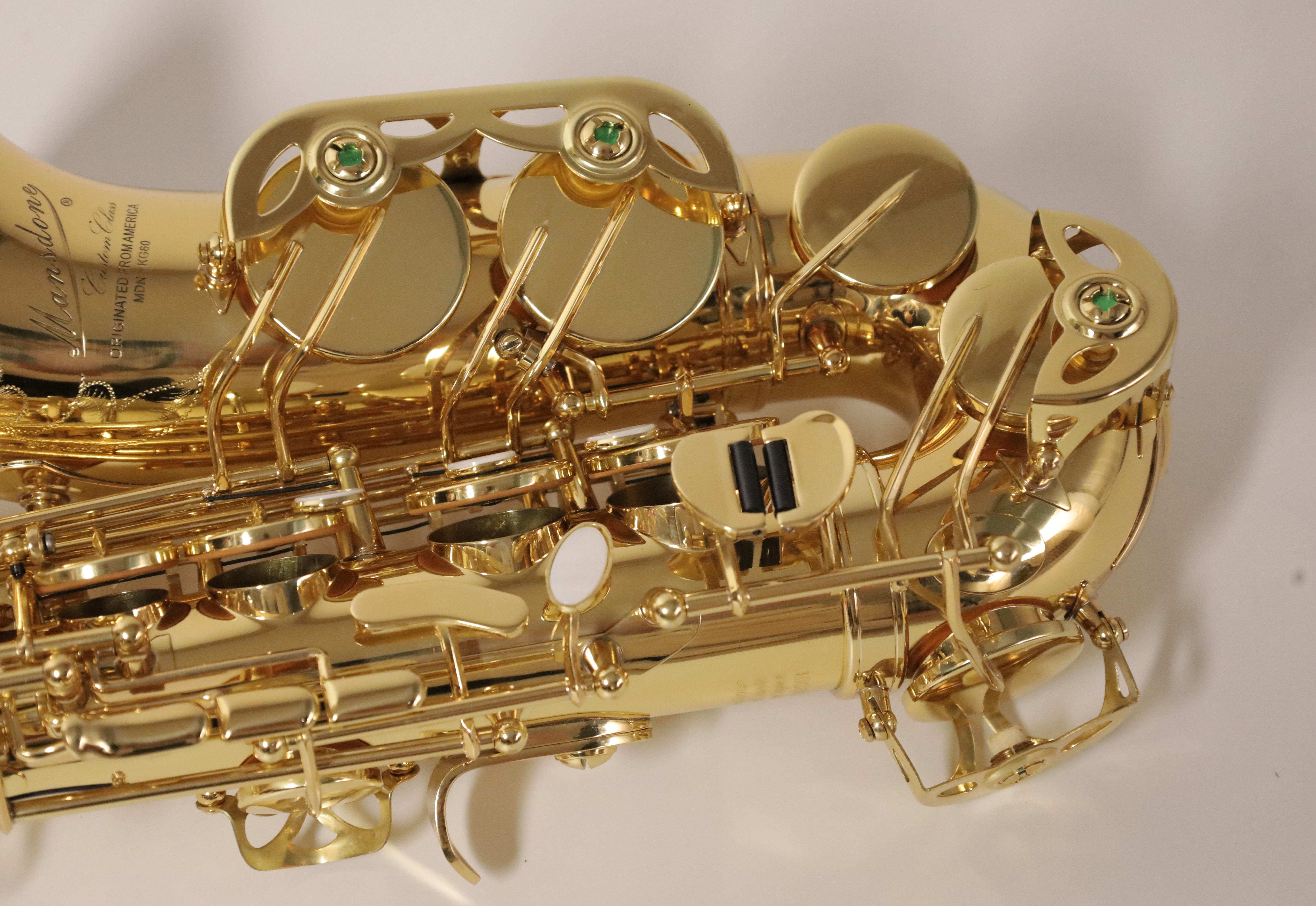 MG-60 Golden Alto Saxophone - MANSDONE Saxophone Official