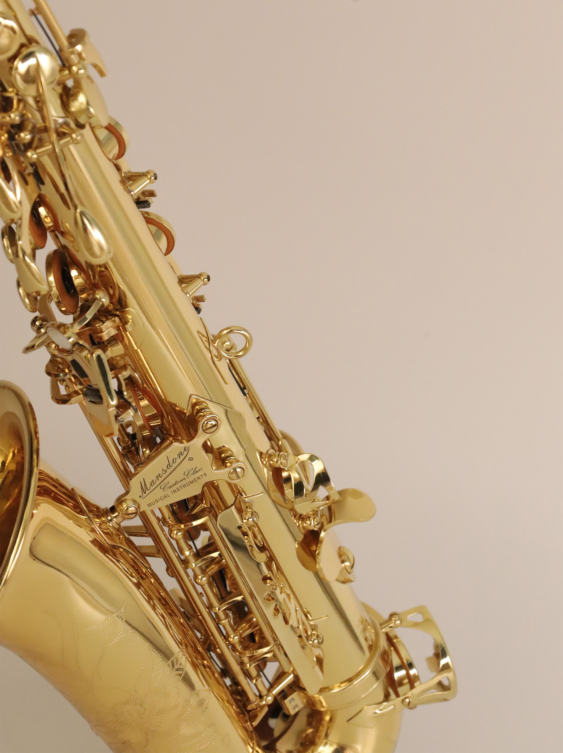 MG-60 Golden Alto Saxophone - MANSDONE Saxophone Official