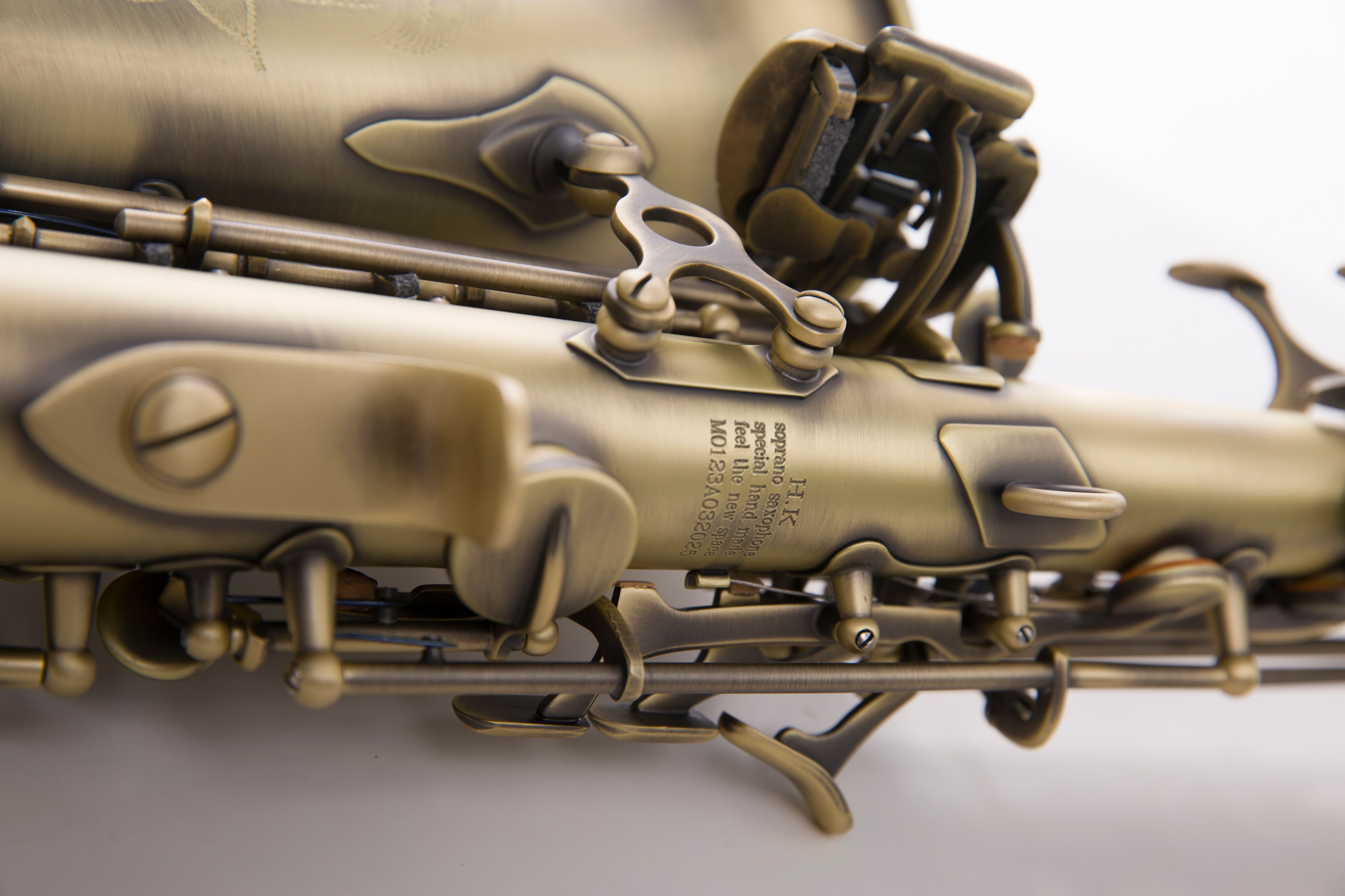 MB-60 Bronze Curved Soprano Saxophone - MANSDONE Saxophone